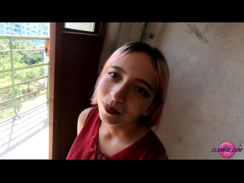 ❤️ Studentin saugt einen Fremden im Outback - Sperma auf seinem Gesicht ☑ Sex video bei de.xxxhdporn.ru ❤